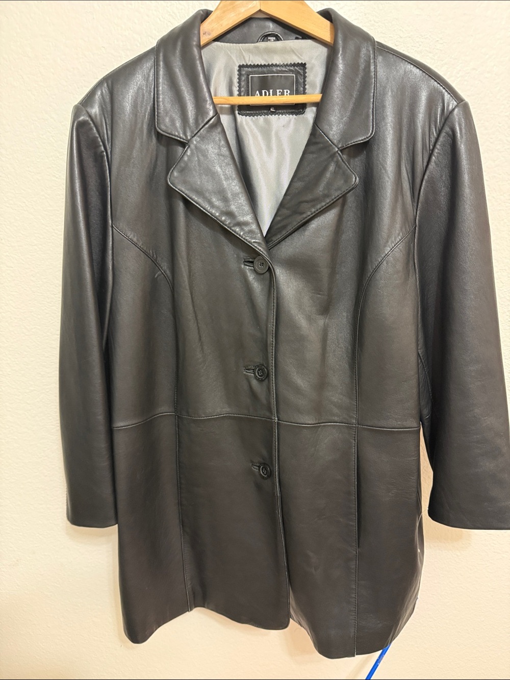 Adler Women's Black Leather Button-Front Jacket